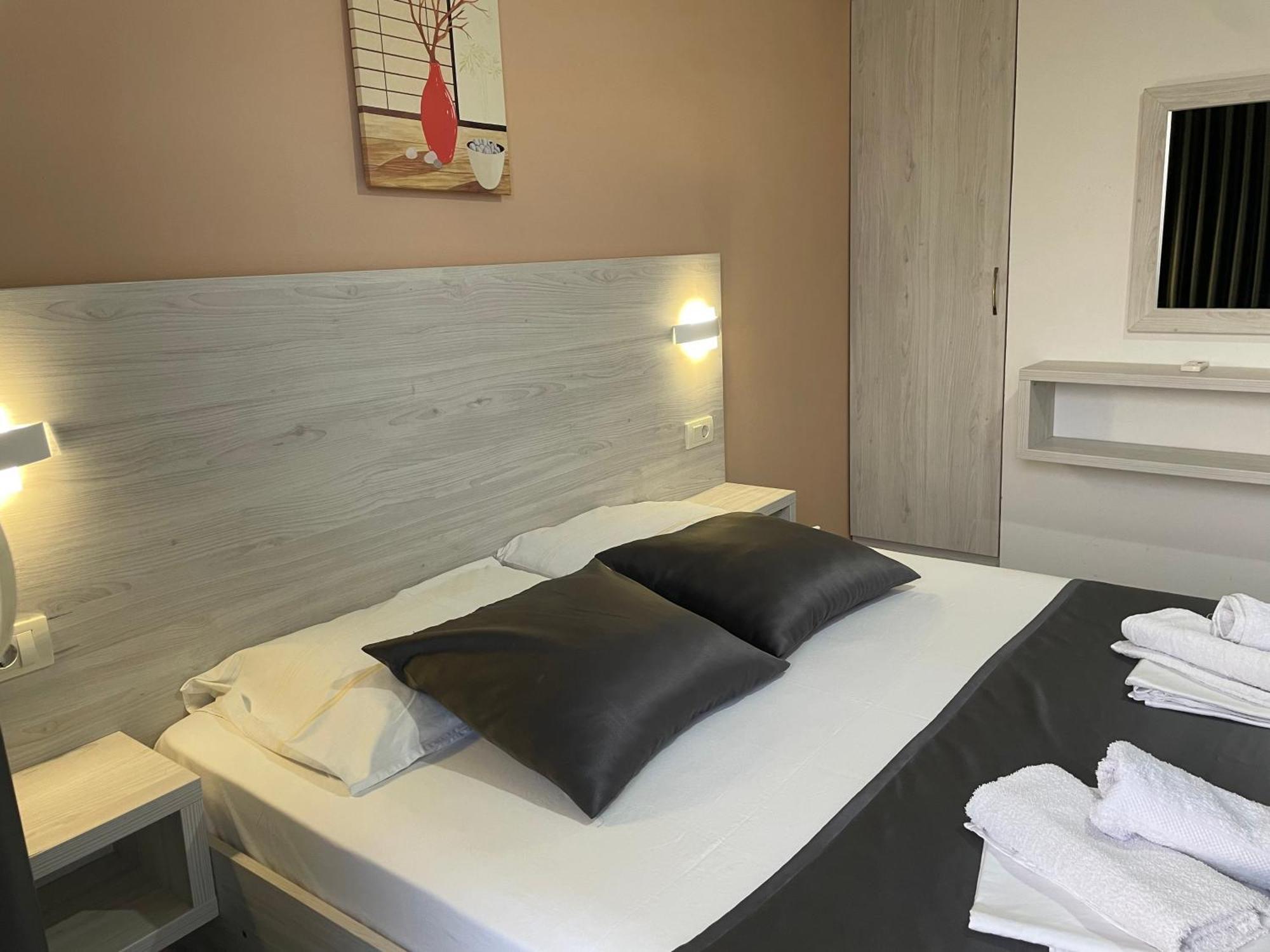 Molla Apartments Улцинь Екстер'єр фото